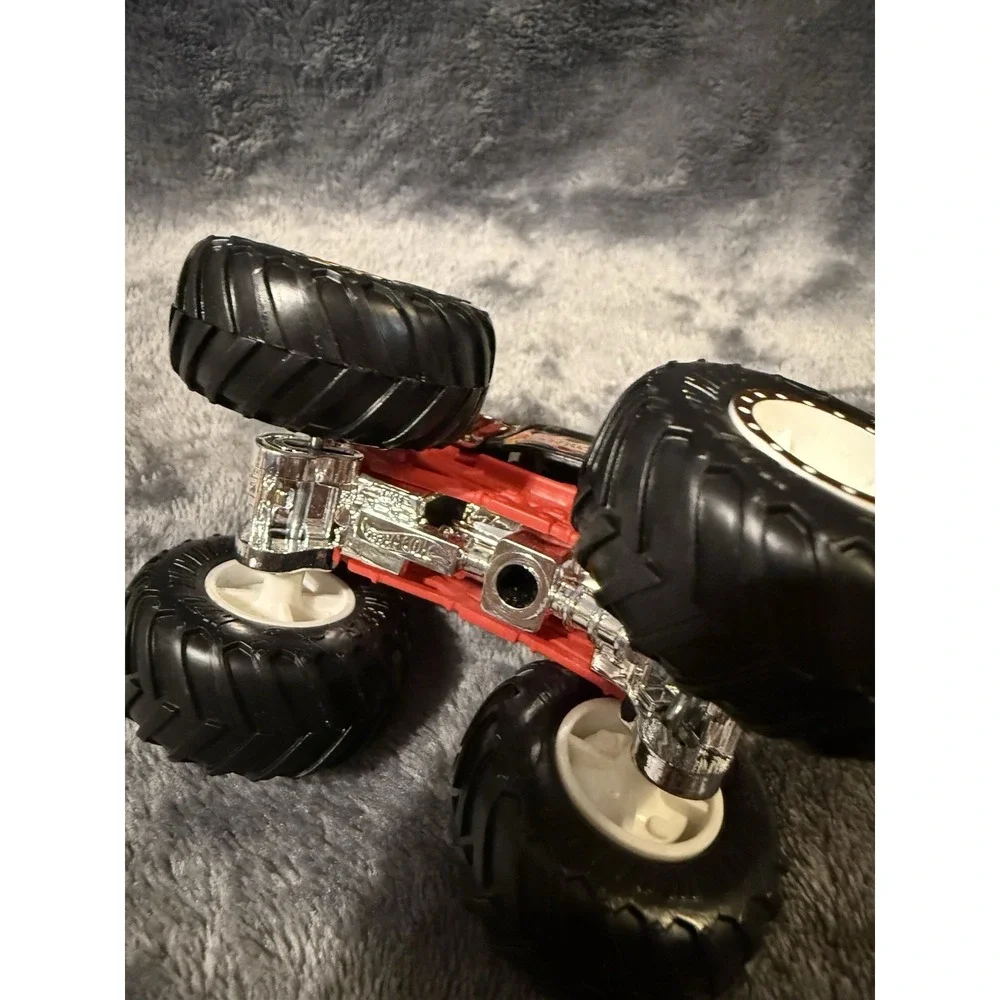 Hot Wheels Bone Shaker HW Monster Truck Flat Black Loose VHTF! 2020‎